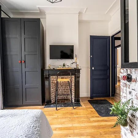Au Marche Aux Puces De Saint Ouen Apartment Exterior photo