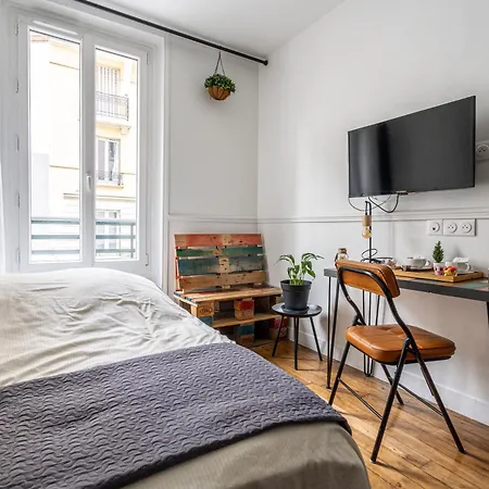 Au Marche Aux Puces De Saint Ouen Apartment Exterior photo